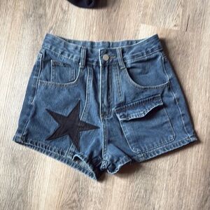 ROMWE Blue and Black Jean Shorts with Star Design